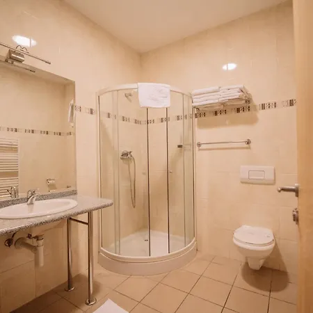 Bacchus 3* Livno