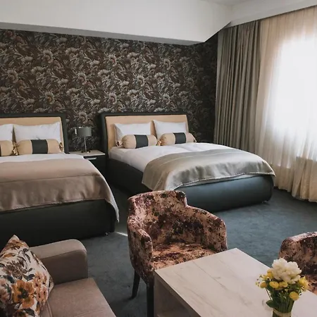 Bacchus Hotell 3*